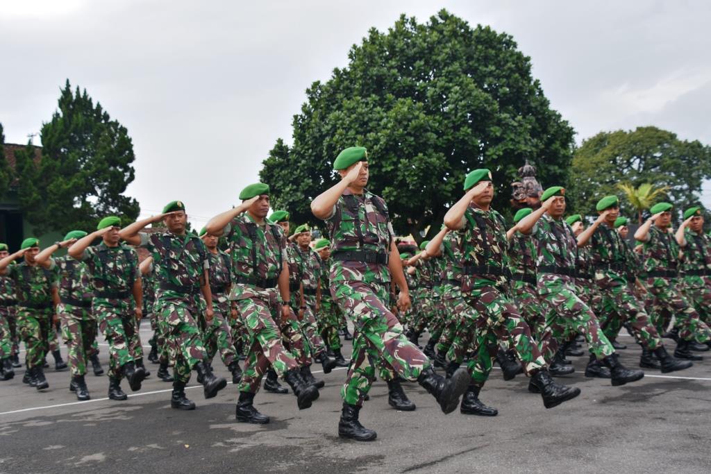 Minggu Militer, Korem Adakan Latihan Defile